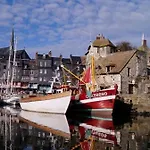 Les Mouettes Du Port Daire *
